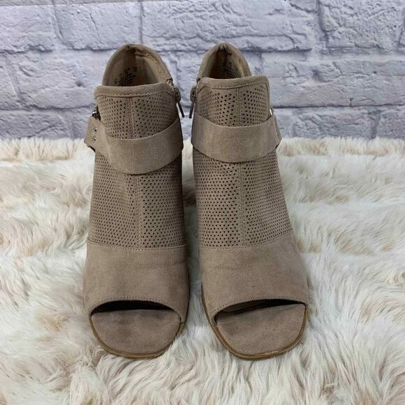 Fergalicious Augustine Tan Performated Peep Toe Booties Size 8 - Picture 2 of 8